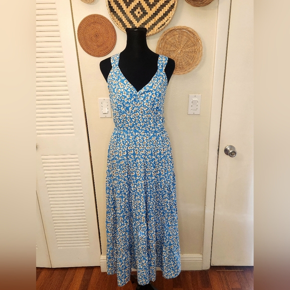LAST ONE! Blue Daisy Floral Maxi Dress With A Tie Back - Picture 7 of 11